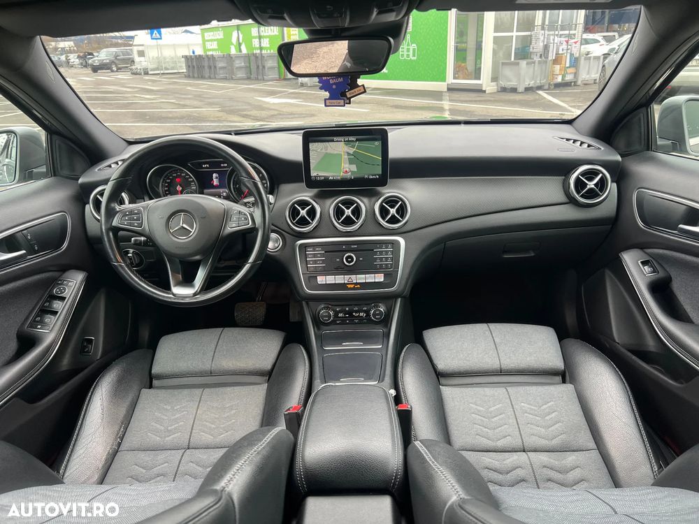 Mercedes-Benz GLA 200 d 7G-DCT UrbanStyle Edition - 7