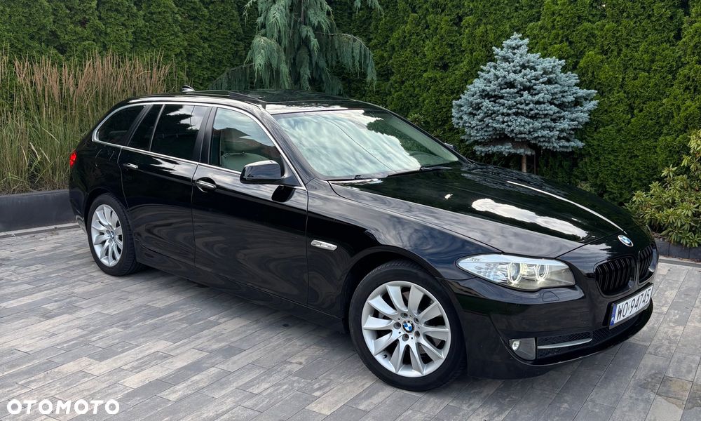 BMW Seria 5 520d Sport-Aut - 2