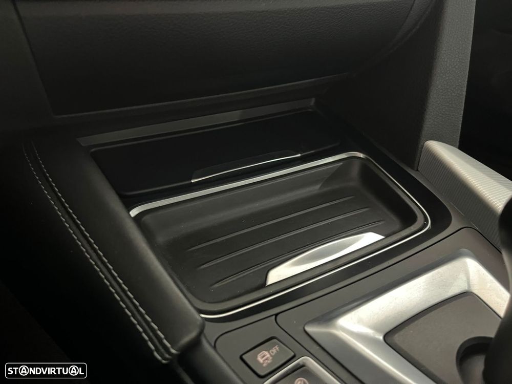 BMW M4 Auto - 27