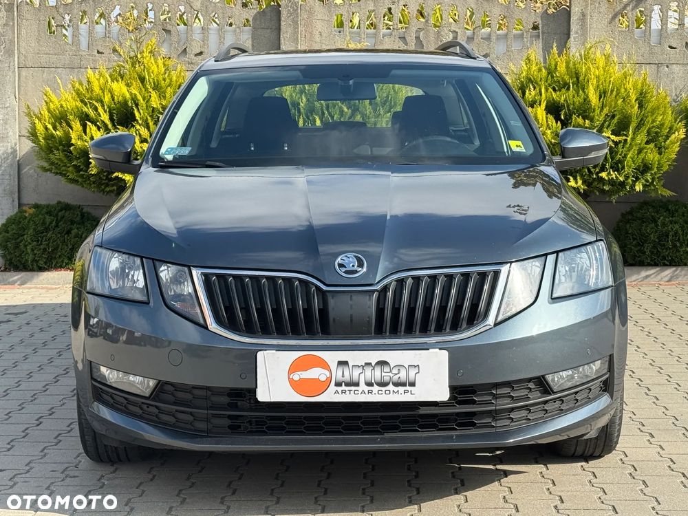 Skoda Octavia 2.0 TDI Ambition DSG - 6