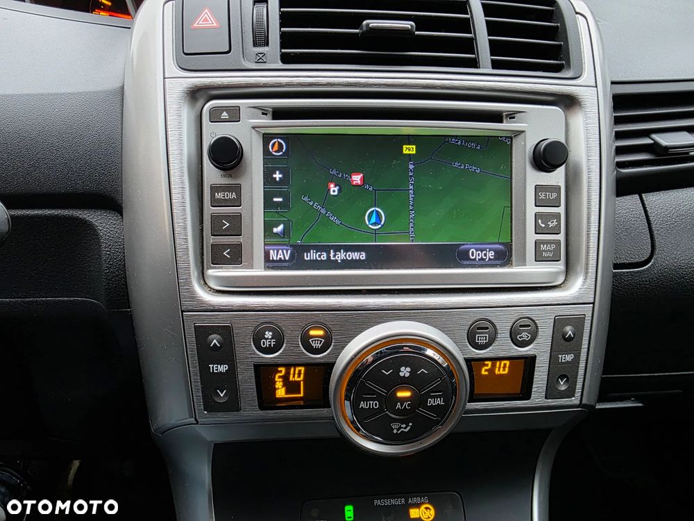 Toyota Verso 1.8 Premium 7os - 14