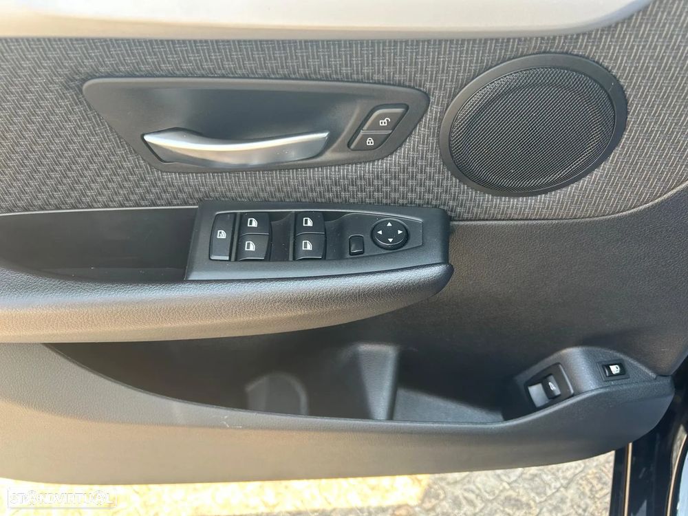 BMW 225xe Active Tourer Advantage - 11