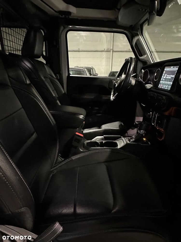 Jeep Wrangler Unlimited 2.2 CRDi Hardtop AWD Automatik Sahara - 28