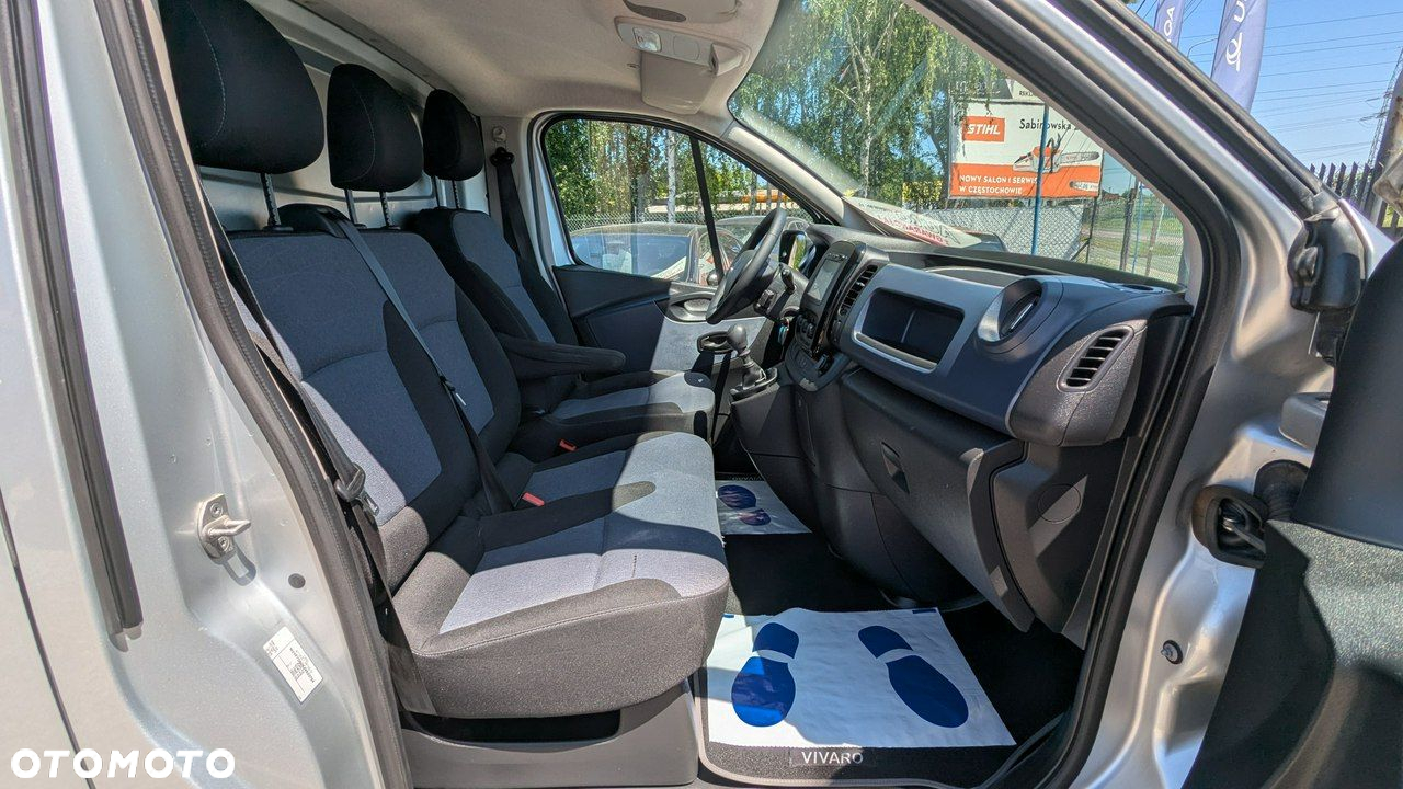 Opel Vivaro - 15