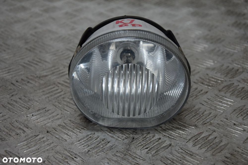 JEEP CHEROKEE KJ HALOGEN PRAWY PRZÓD - 1