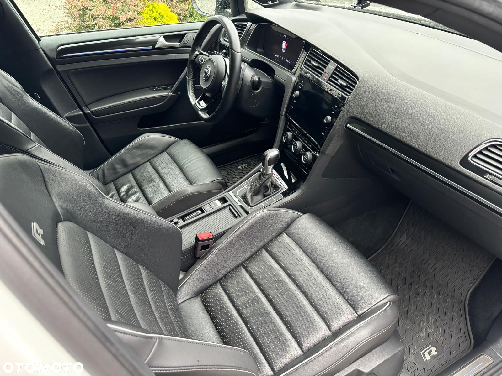 Volkswagen Golf VII 2.0 TSI BMT 4Mot R DSG - 8