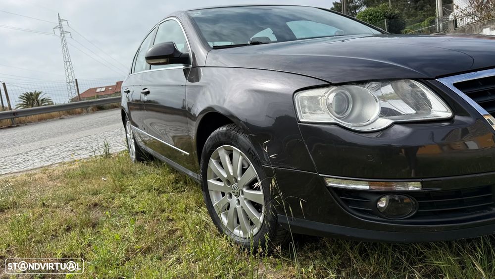 VW Passat 2.0 TDI Confortline DSG - 23