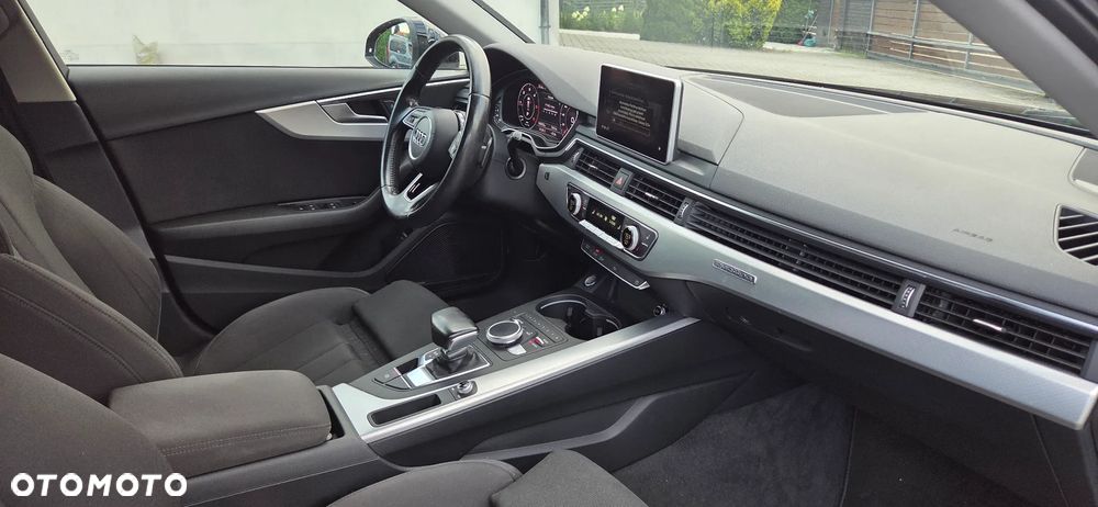 Audi A4 Avant 2.0 TDI S tronic quattro sport - 16