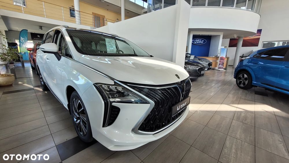 Forthing U Tour 1.5 DVVT GDI DCT - 10