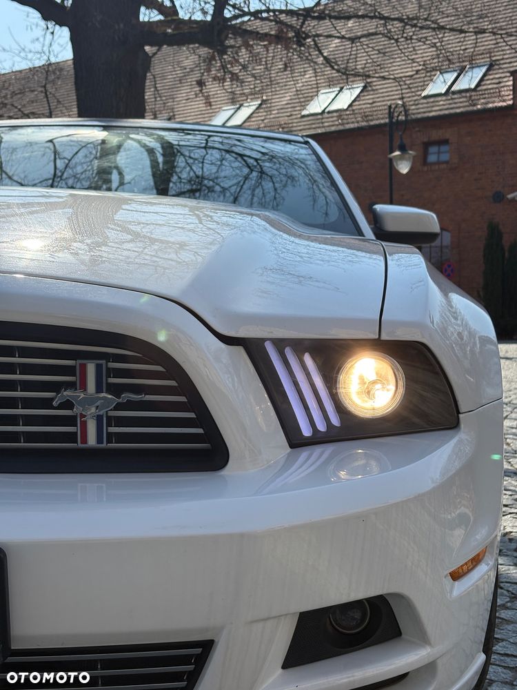 Ford Mustang 3.7 V6 - 3