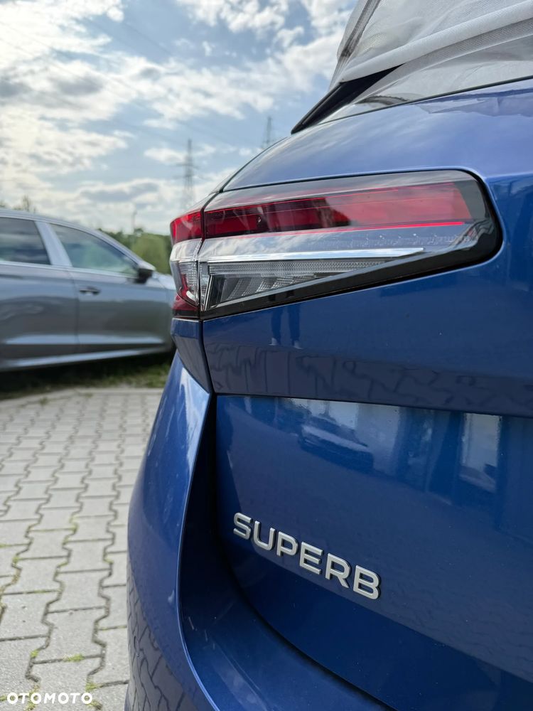 Skoda Superb 2.0 TDI SCR Drive DSG - 19
