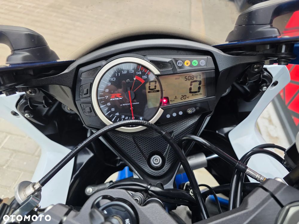 Suzuki GSX-R - 22