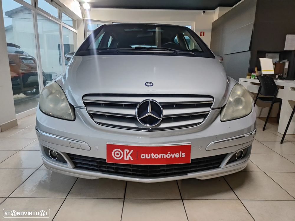 Mercedes-Benz B 200 CDI - 2