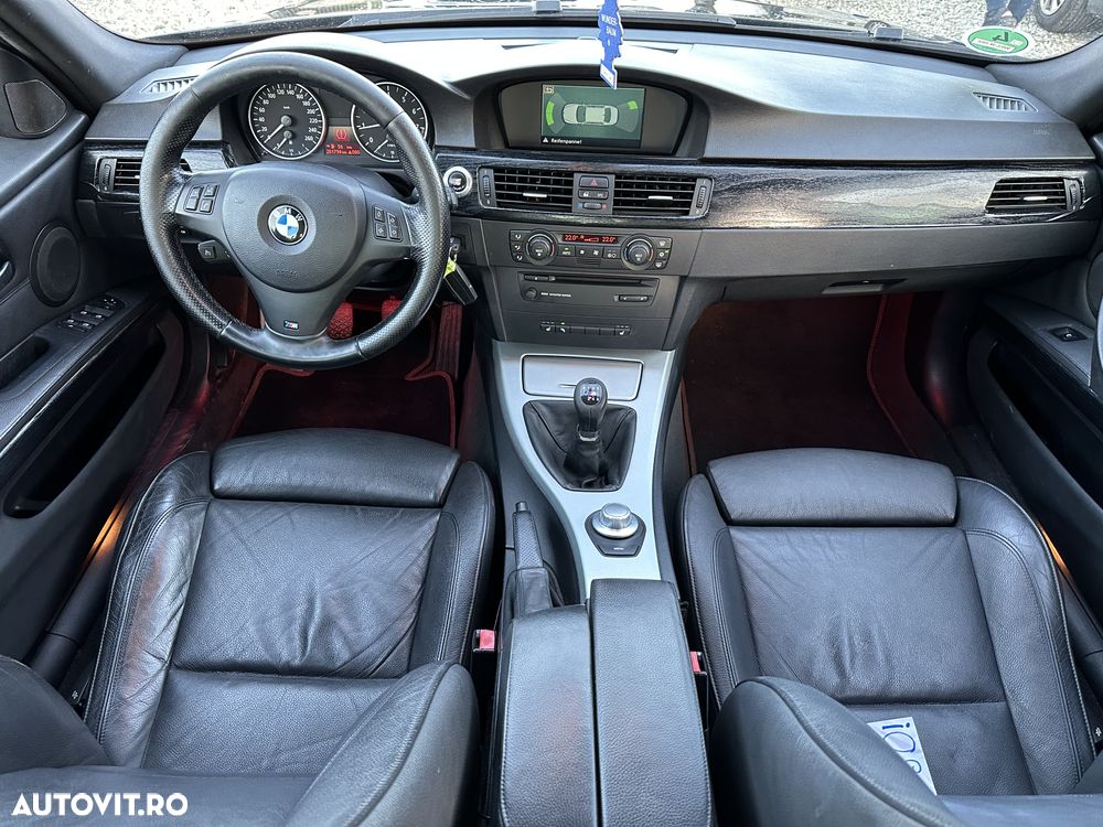 BMW Seria 3 320si - 6