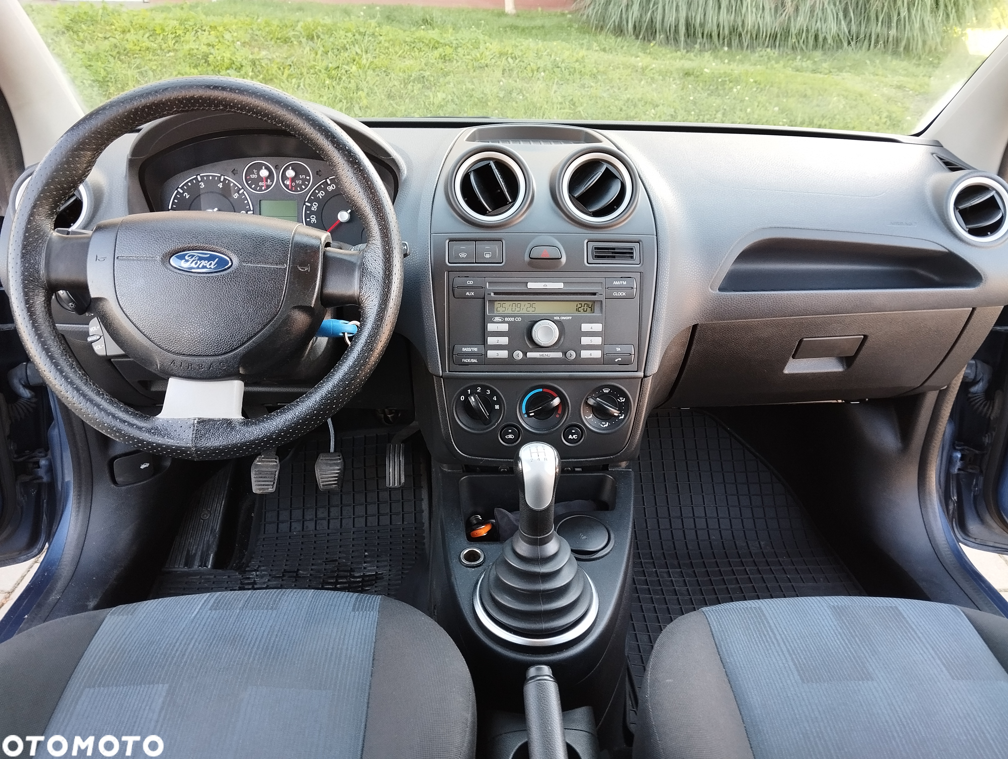 Ford Fiesta 1.4 Ambiente - 10
