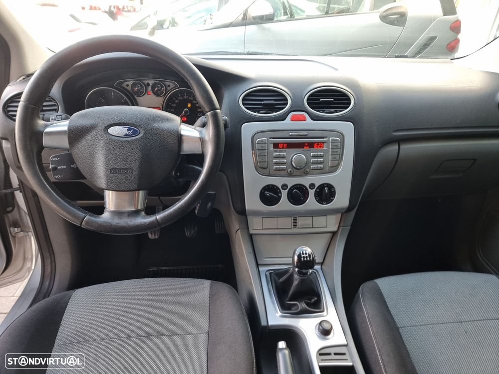 Ford Focus 1.6 TDCi Ghia - 7