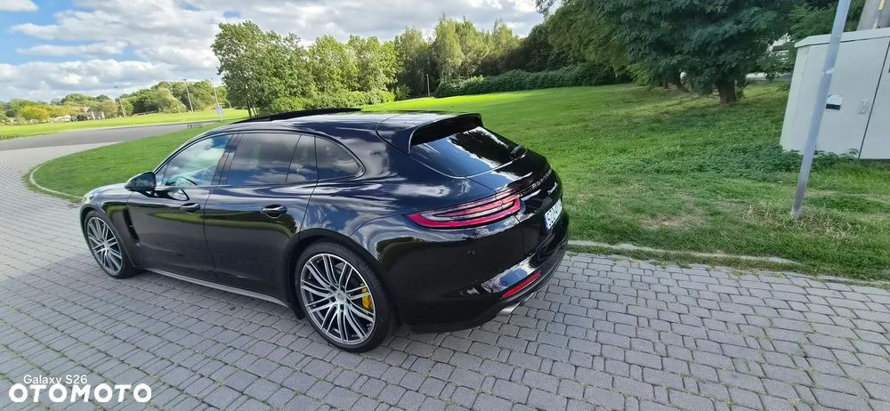 Porsche Panamera 4S Executive - 37