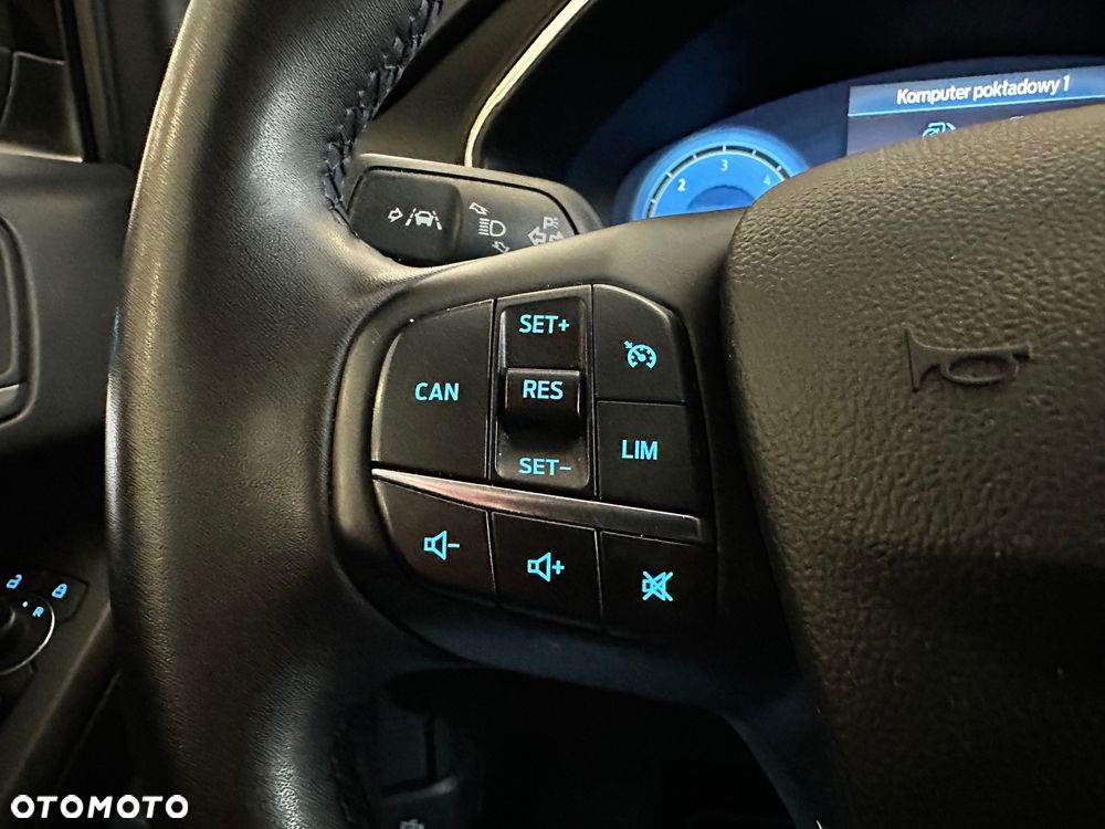 Ford Focus 1.5 EcoBlue Titanium X - 29