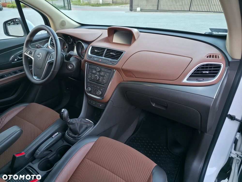 Opel Mokka 1.4 T Cosmo S&S - 25