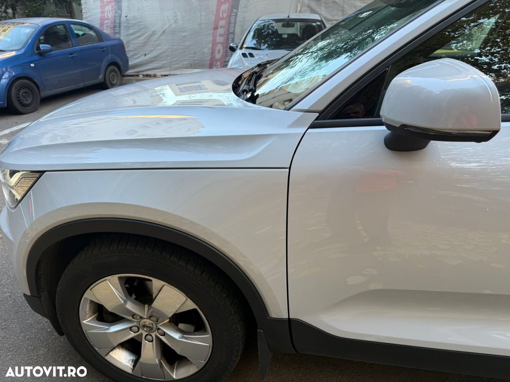 Volvo XC 40 T4 AWD Momentum - 6