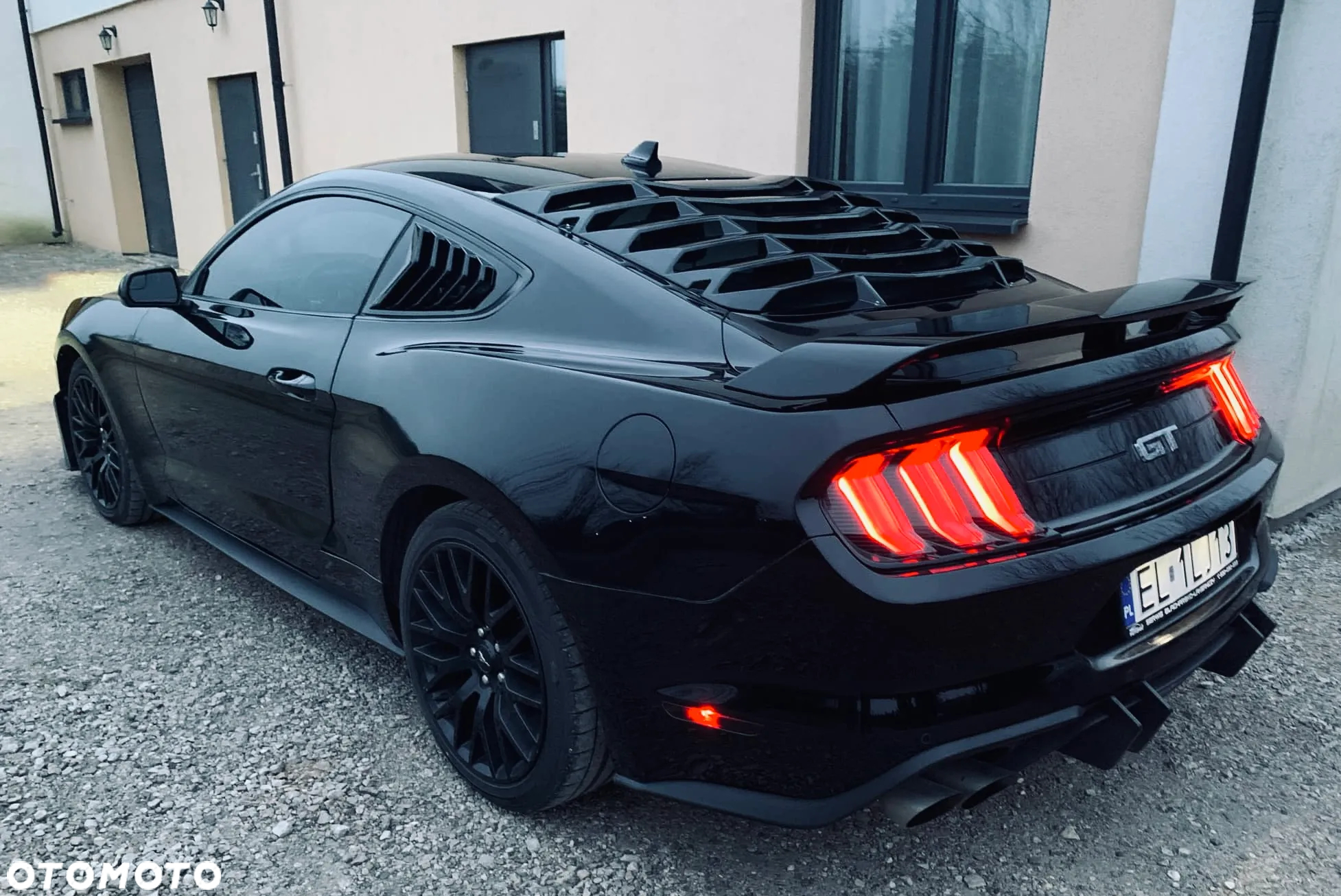 Ford Mustang 5.0 V8 GT - 5