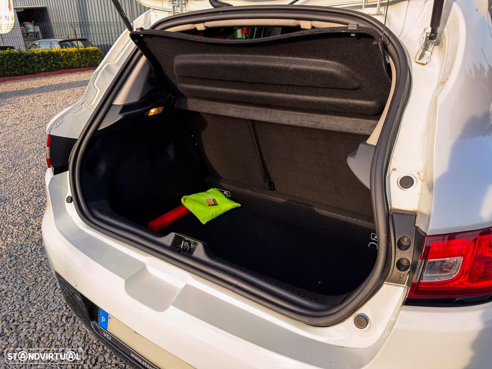 Renault Clio 1.5 dCi Limited EDition - 22