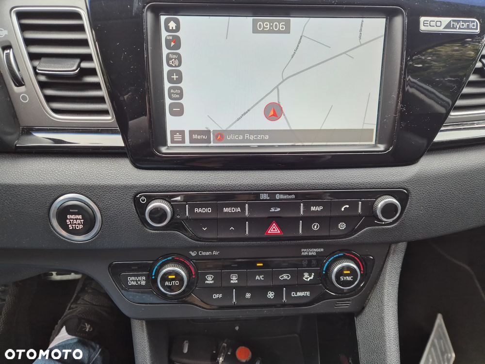 Kia Niro 1.6 GDI Hybrid Business Line - 19