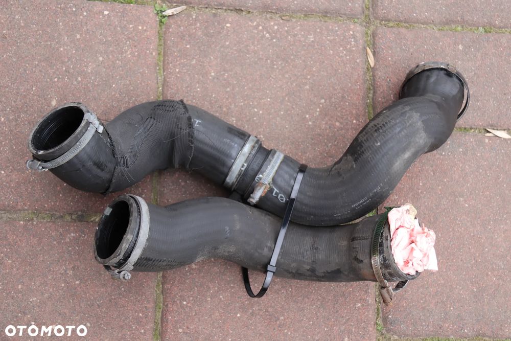 Komplet/Dwie rury lewa i prawa od intercoolera do volvo S80 XC70 XC60 V60 S60 30792885, 31293511 - 2