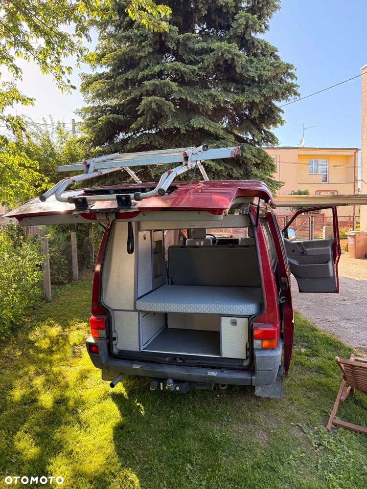 Volkswagen Transporter- California - 12