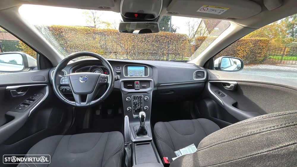 Volvo V40 D2 Kinetic - 5