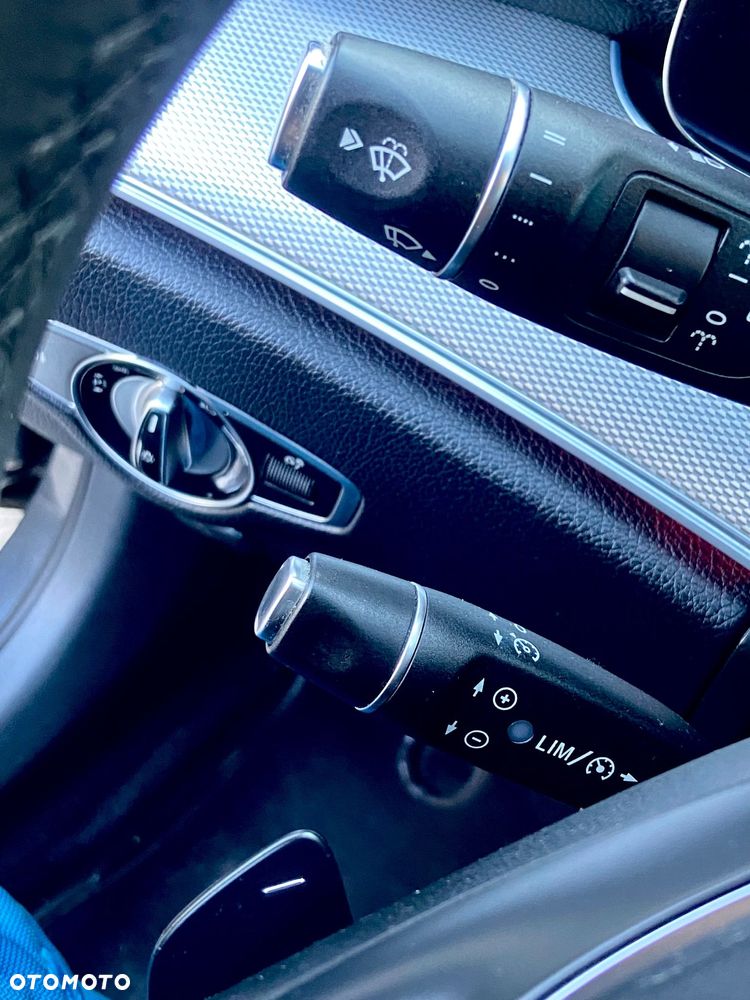 Mercedes-Benz Klasa E 220 d 9G-TRONIC AMG Line - 20