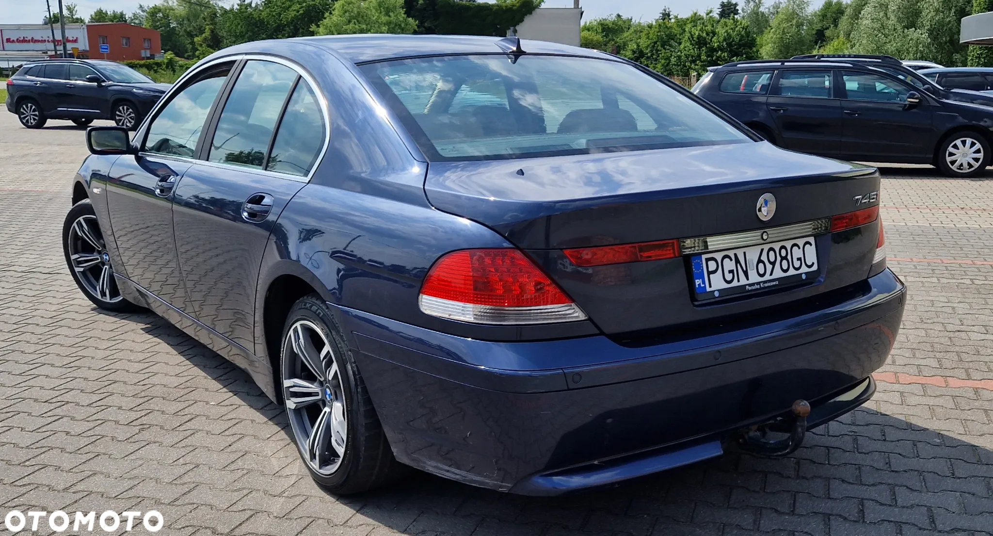 BMW Seria 7 745i - 15