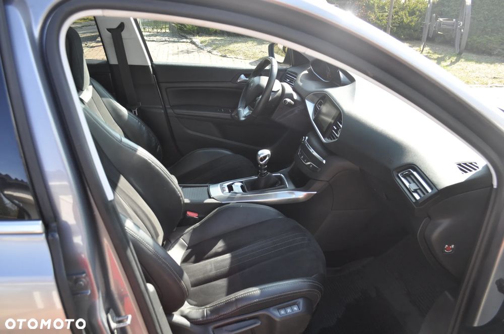 Peugeot 308 PureTech 130 Stop & Start GT-Line Edition - 10