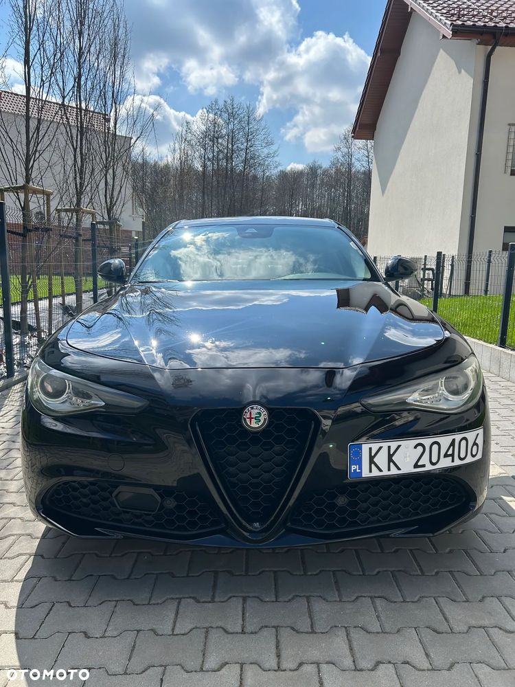 Alfa Romeo Giulia - 5