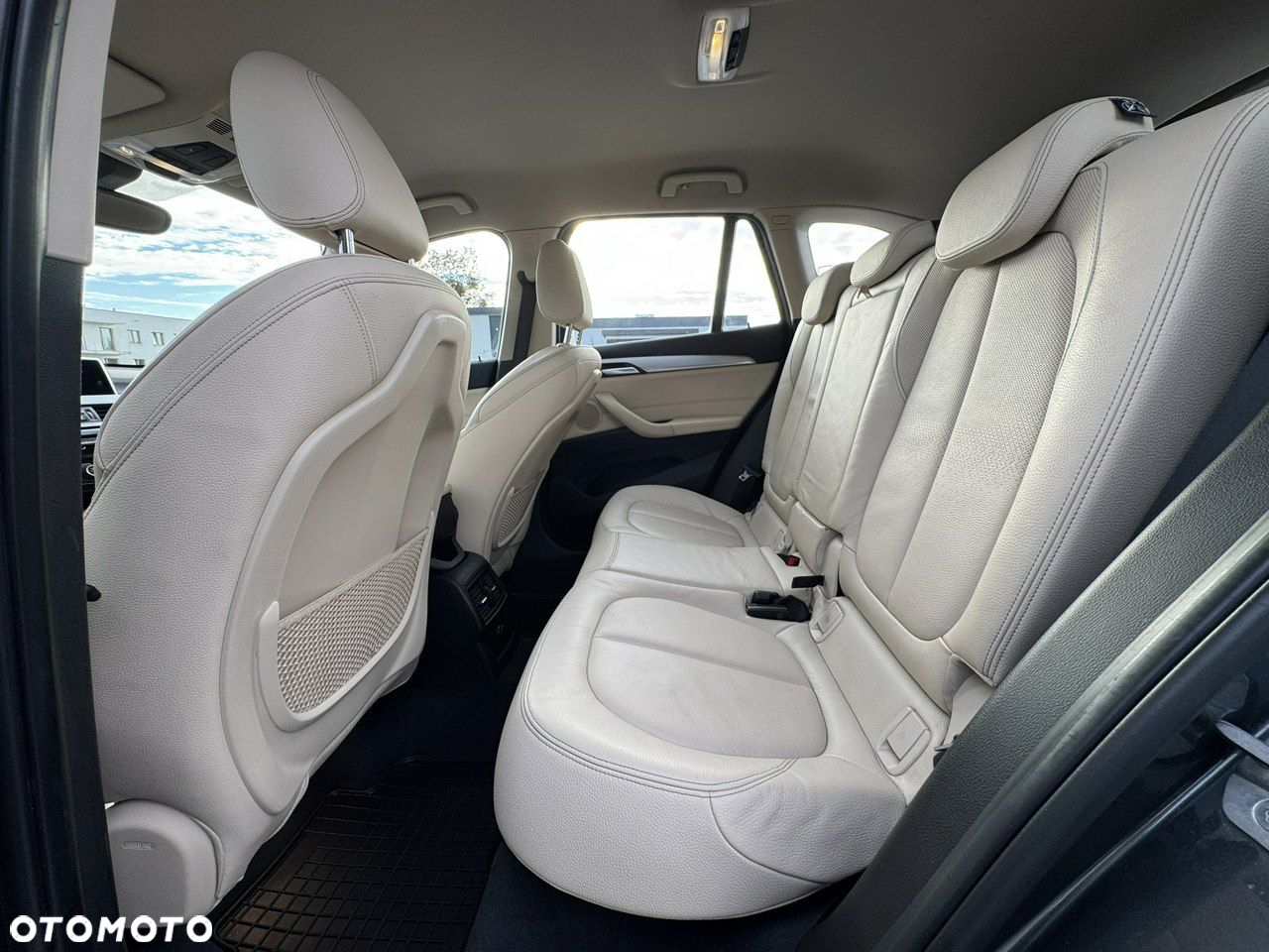 BMW X1 xDrive18d Sport Line - 32