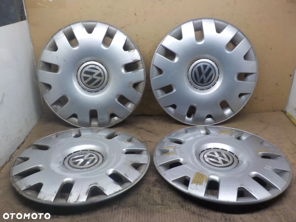 VOLKSWAGEN  KOŁPAK R15 KPL 6Q0601147L - 1