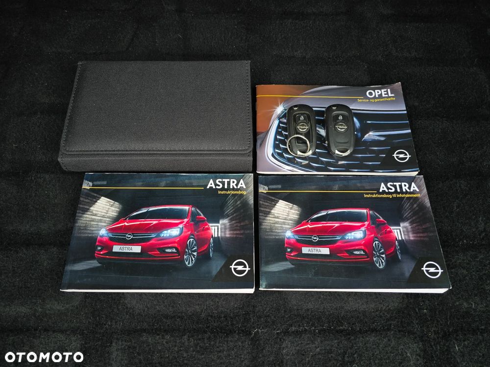 Opel Astra - 38