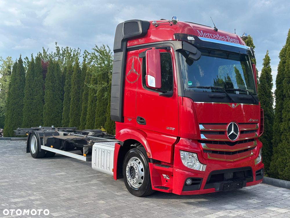 Mercedes-Benz / ACTROS / 1832 / MEGA / BDF / 150 000 tys.km. / - 5