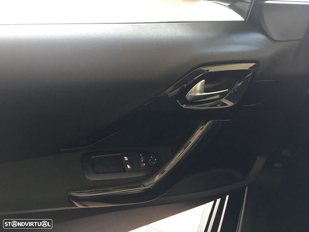 Peugeot 208 PureTech 82 Active - 17