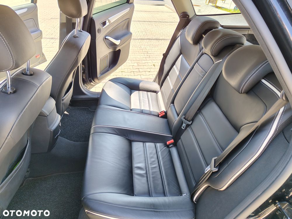 Ford Mondeo 2.0 TDCi Titanium - 11