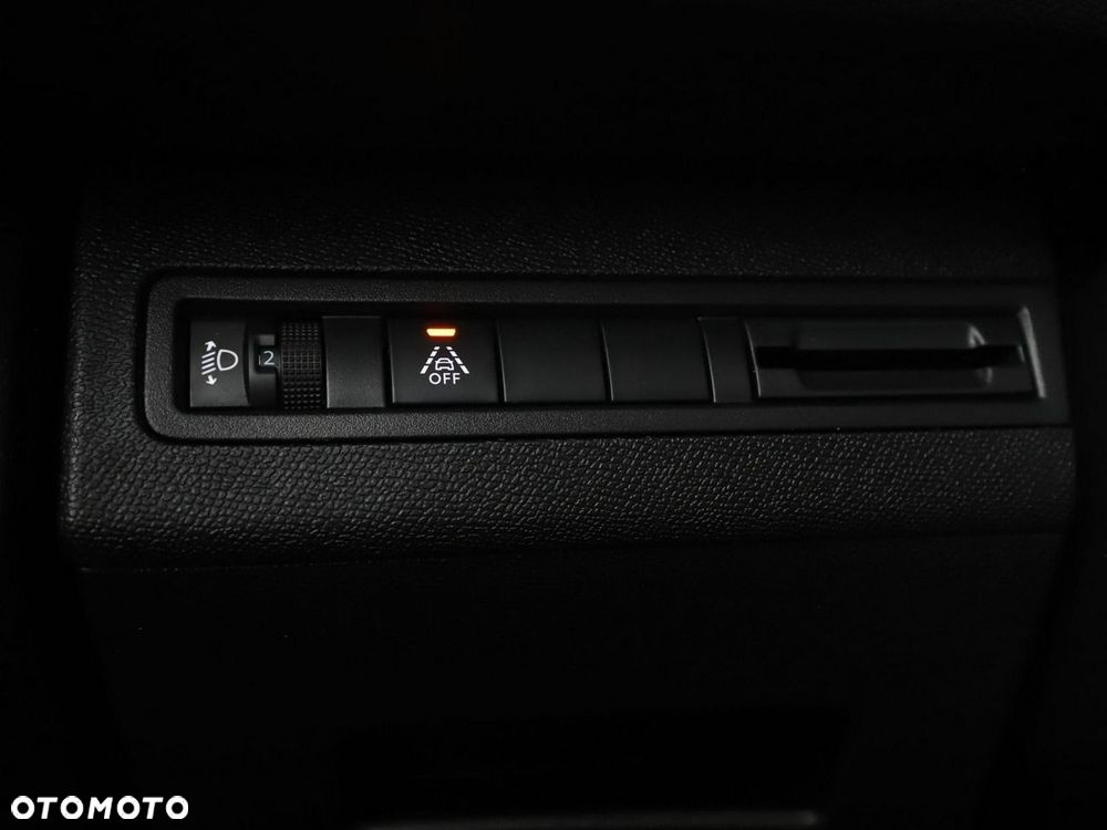 Peugeot 3008 1.2 PureTech Active S&S EAT8 - 39