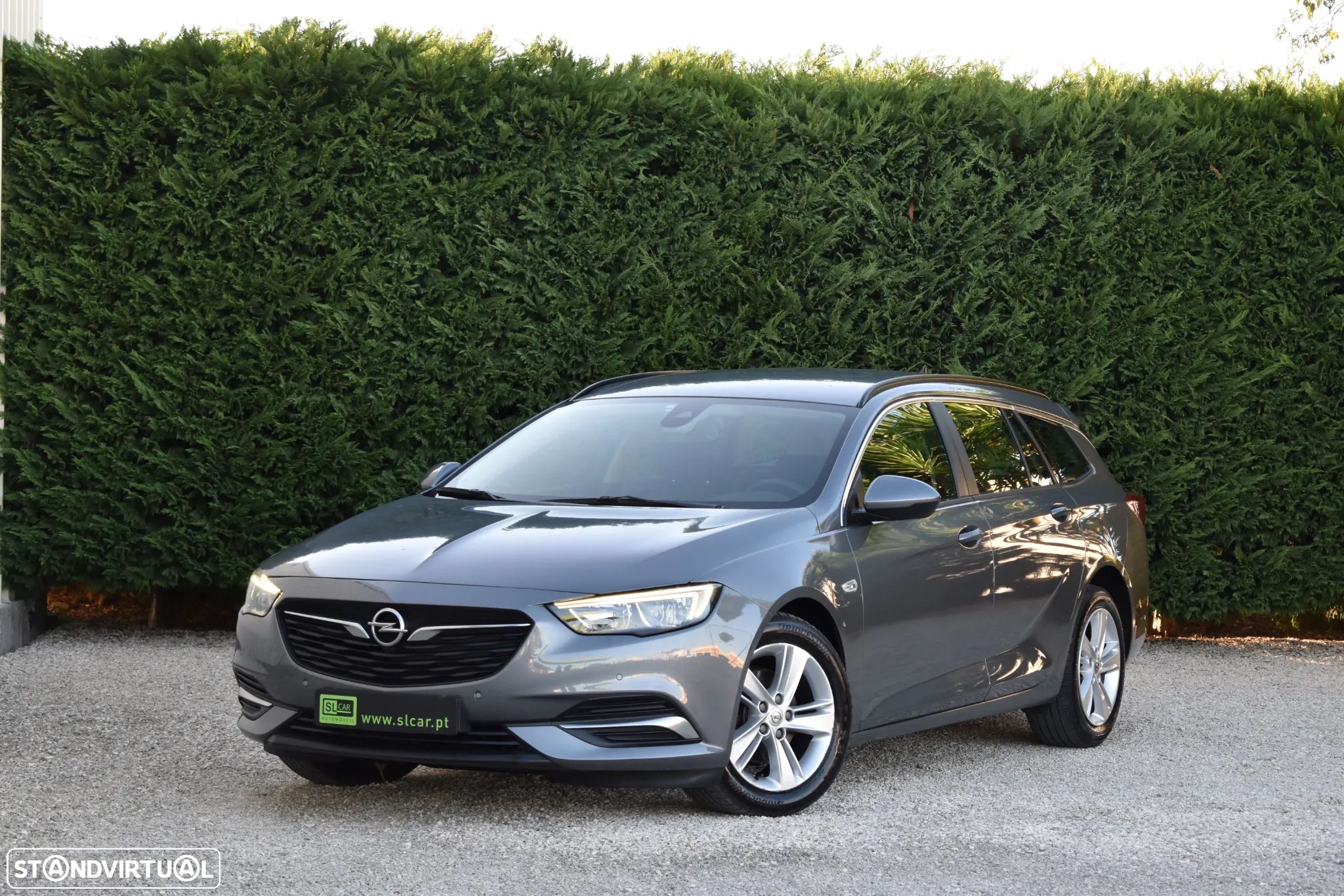 Opel Insignia Sports Tourer 1.6 CDTi Business Edition - 1
