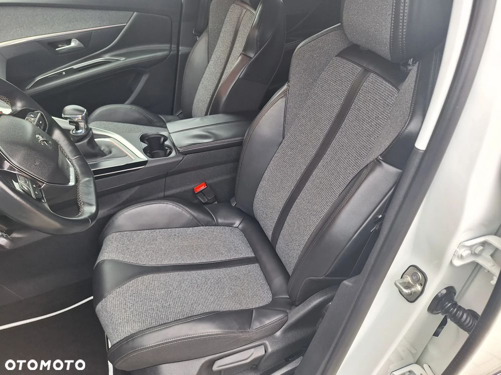 Peugeot 3008 2.0 BlueHDi Allure - 21