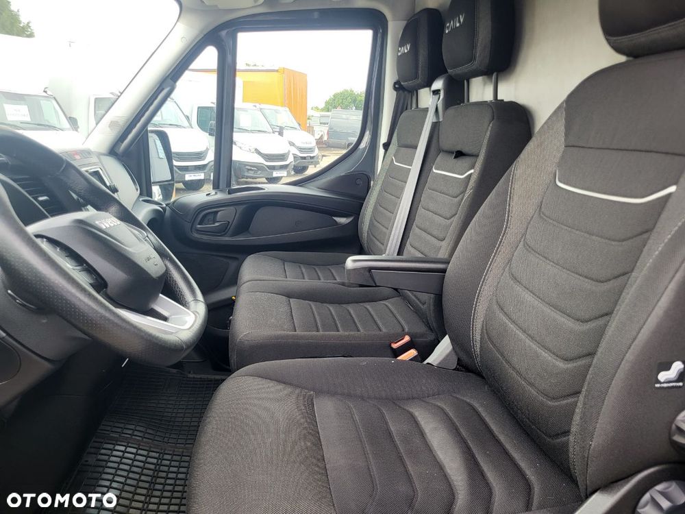 Iveco 35S16V 18m3 Salon Polska - 14
