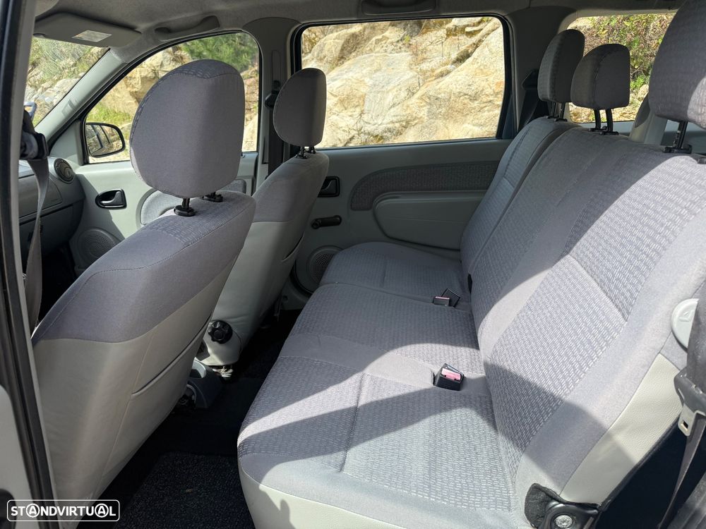 Dacia Logan MCV 1.5 dCi Confort 5L - 10