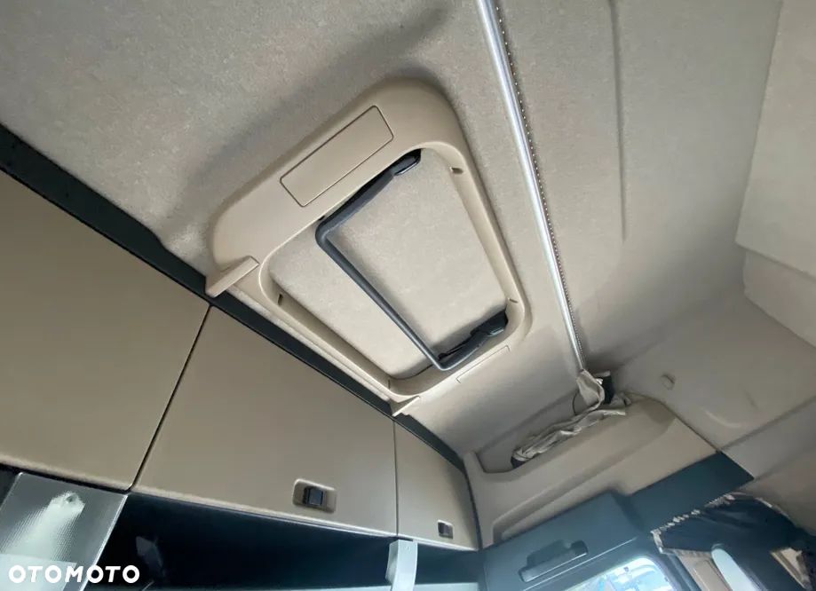MAN TGX 26.500 / 6X2 / MEGA / SERWIS na 496TKM / RAMA / 3 OŚ SKRĘTNA + PODNOSZONA / KABINA SYPIALNIANA - 27