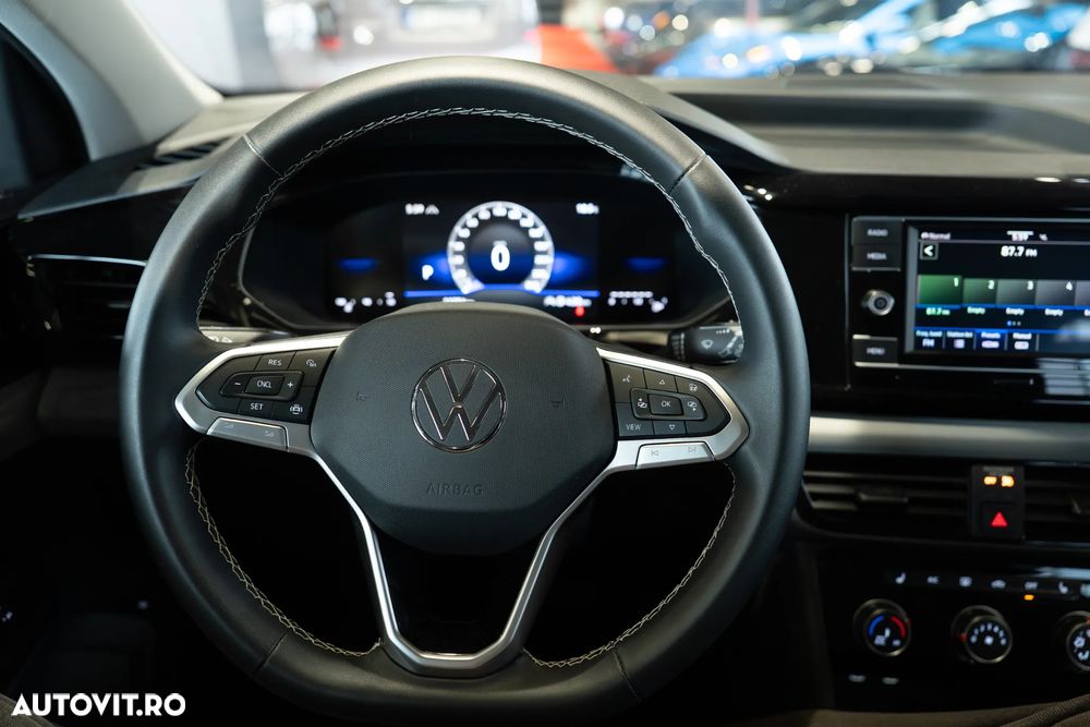 Volkswagen Taos - 13