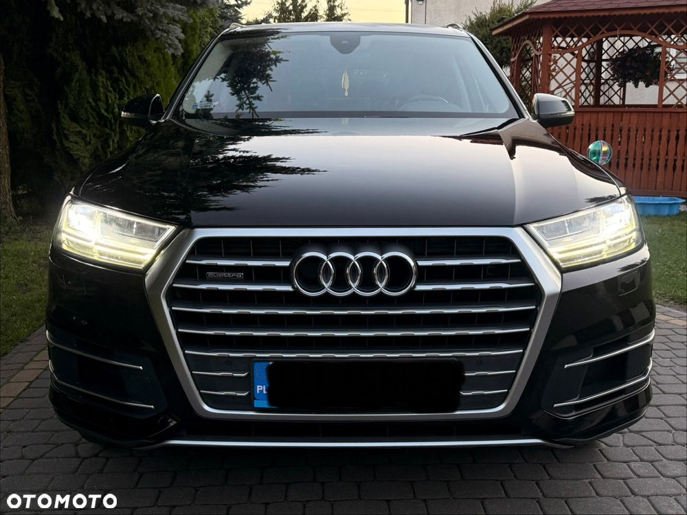 Audi Q7 - 25