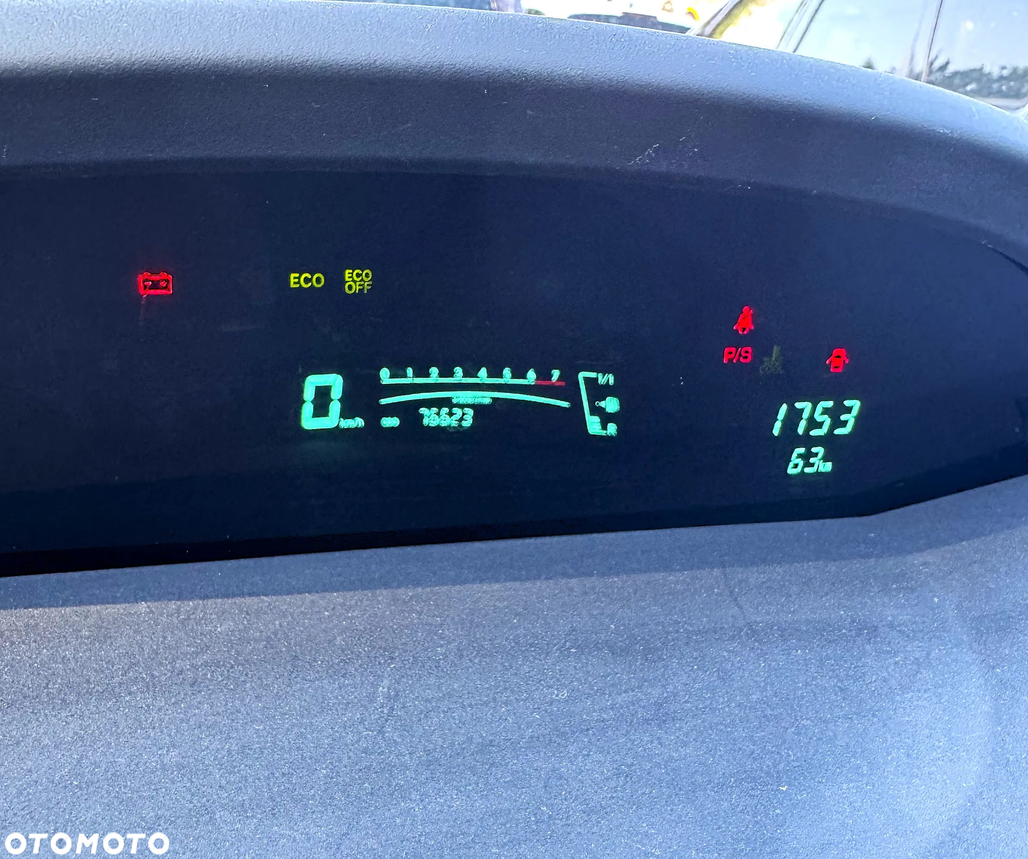Toyota Yaris 1.33 VVT-i Cool - 6
