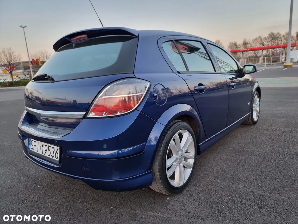 Opel Astra 1.6 Sport - 4